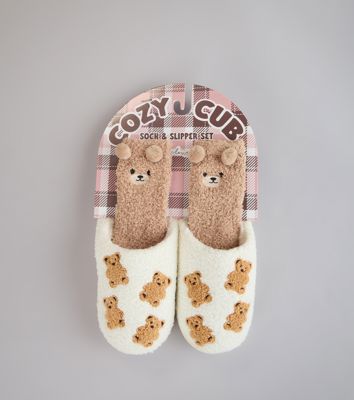 Cuddle Club Teddy Bear Slipper And Socks Set