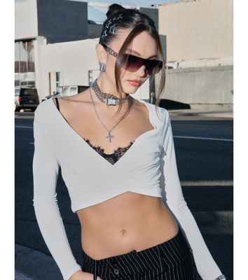 Low-Key Allure Long Sleeve Top