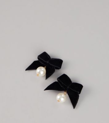 Sweet On You Velvet Bow Pearl Earrings