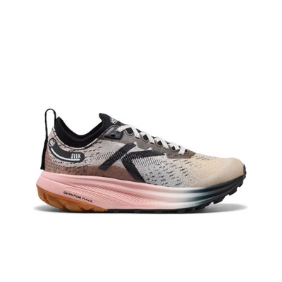 Women's Seek Trail Running Shoe - Black/Sunset Sand