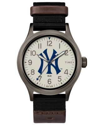 Clutch New York Yankees