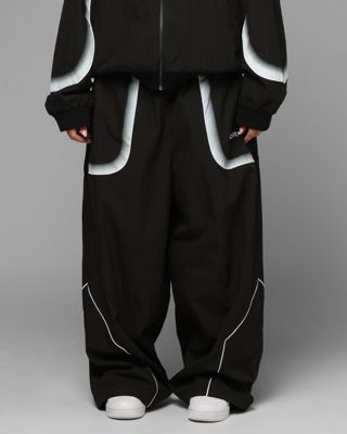 Loiter Spray Day Trackpants Black