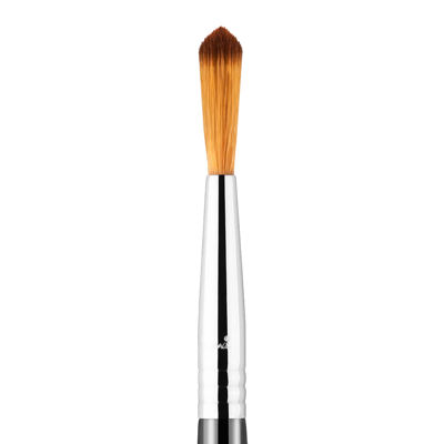 F71 Detail Concealer™ Brush
