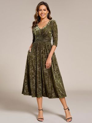 Ever Nyra-Floral Velvet 3/4 Sleeve V-Neck Pleated Wedding Guest Dress